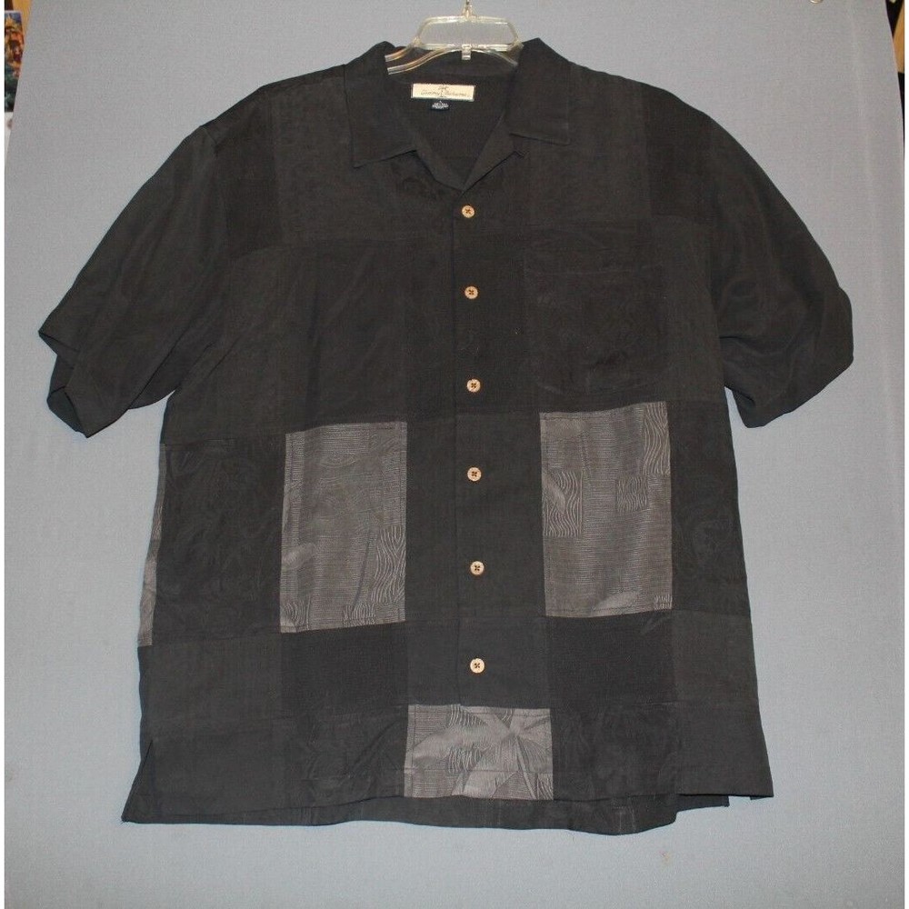 Tommy Bahama Mens Silk Shirt Size XL black w/ gray blocks Button-Up